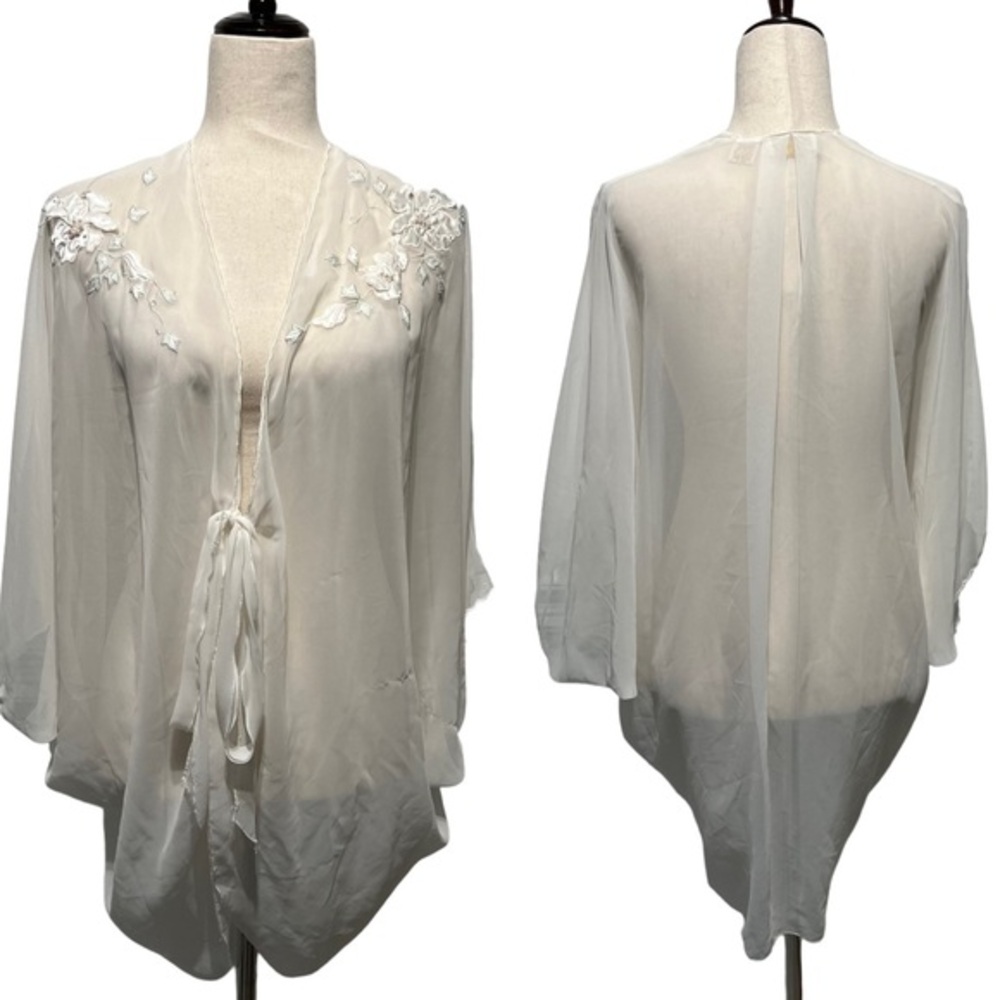 VS gold label sheer ivory robe kimono w ribbon ties satin trim & pearl details